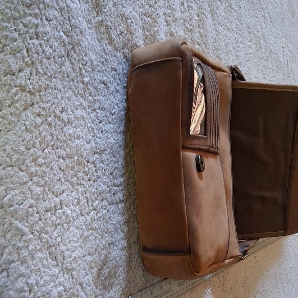 STS Ranchwear Tan and Cream Crossbody Bag - Picture 5 of 12